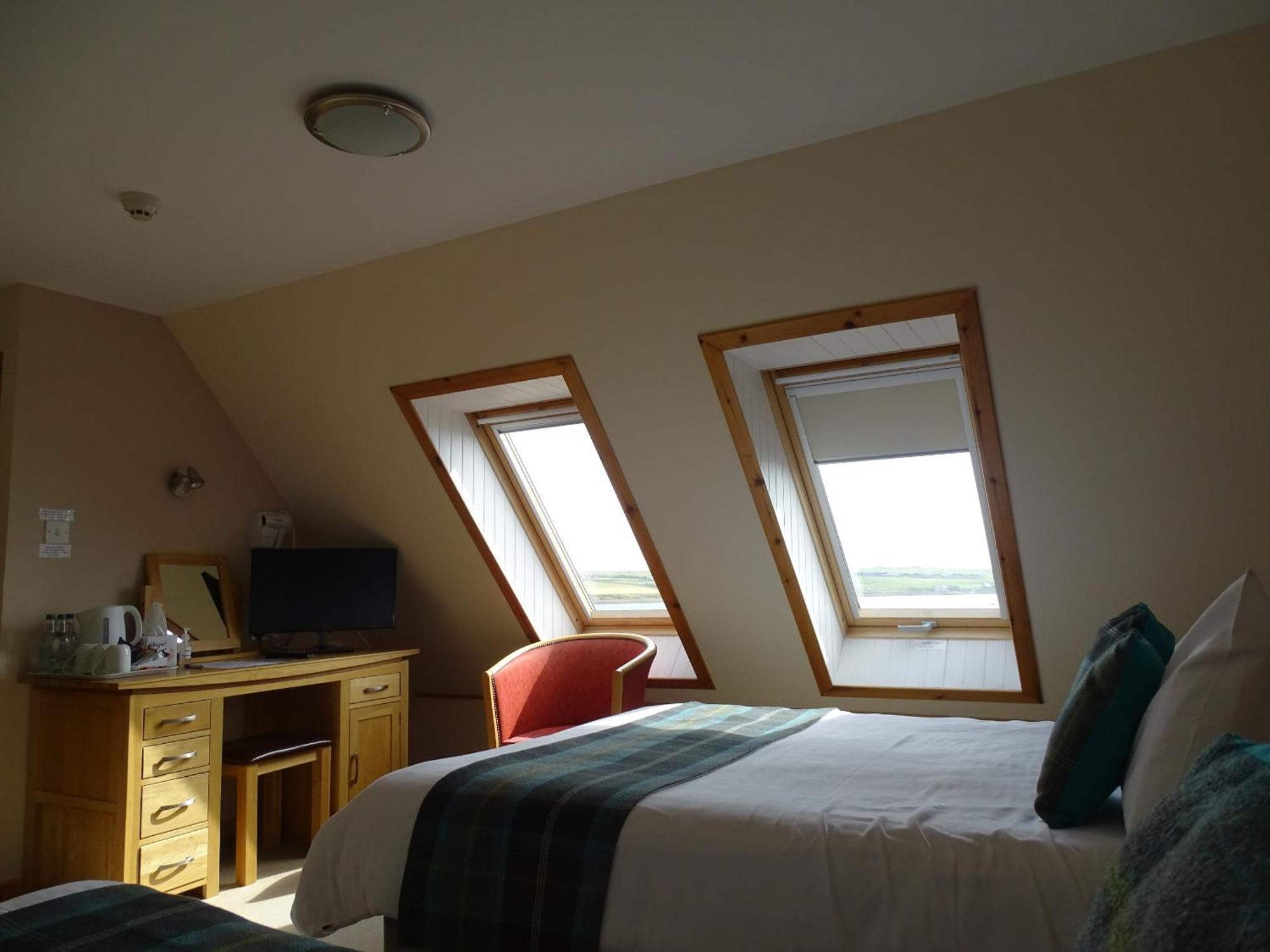 The Sands Hotel, Orkney Буррай-Вилледж Экстерьер фото